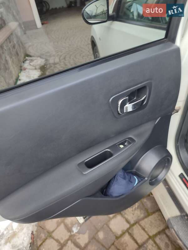 Внедорожник / Кроссовер Nissan Qashqai 2011 в Снятине фото 12 Внедорожник / Кроссовер Nissan Qashqai 2011 в Снятине