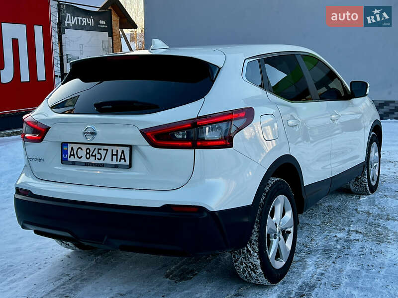 Позашляховик / Кросовер Nissan Qashqai 2017 в Тернополі