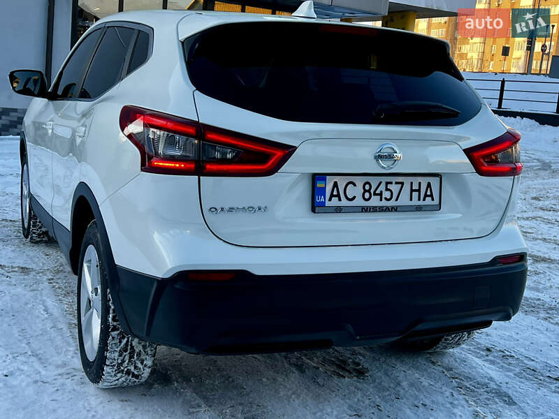 Позашляховик / Кросовер Nissan Qashqai 2017 в Тернополі