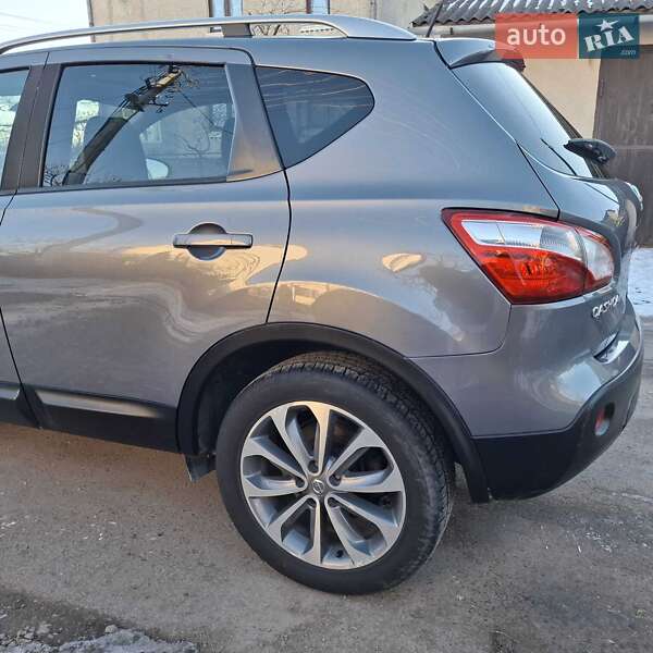 Внедорожник / Кроссовер Nissan Qashqai 2010 в Самборе