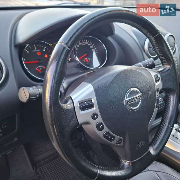 Внедорожник / Кроссовер Nissan Qashqai 2010 в Самборе
