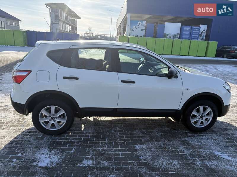 Внедорожник / Кроссовер Nissan Qashqai 2010 в Ковеле