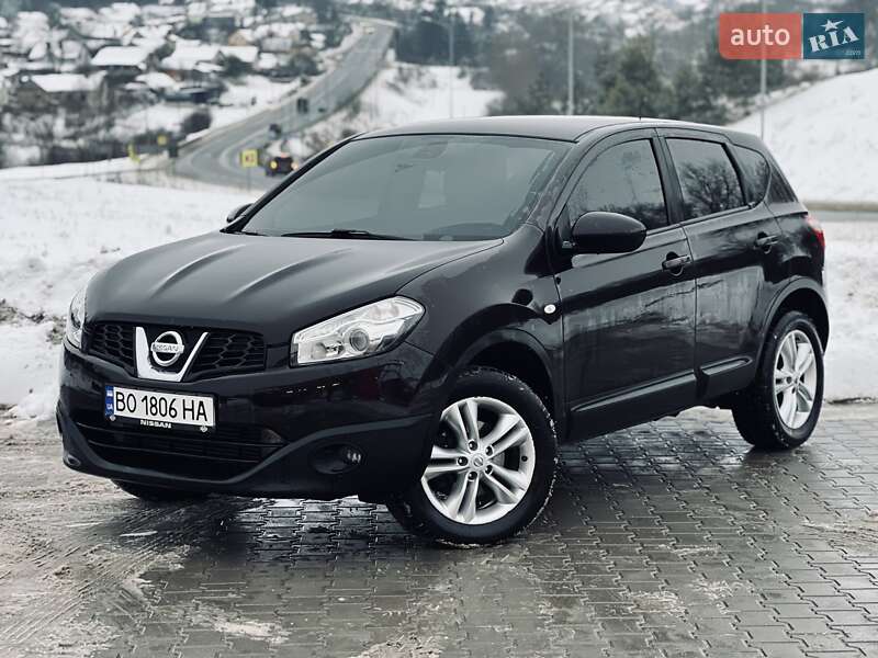 Внедорожник / Кроссовер Nissan Qashqai 2011 в Тернополе