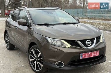 Внедорожник / Кроссовер Nissan Qashqai 2015 в Полтаве