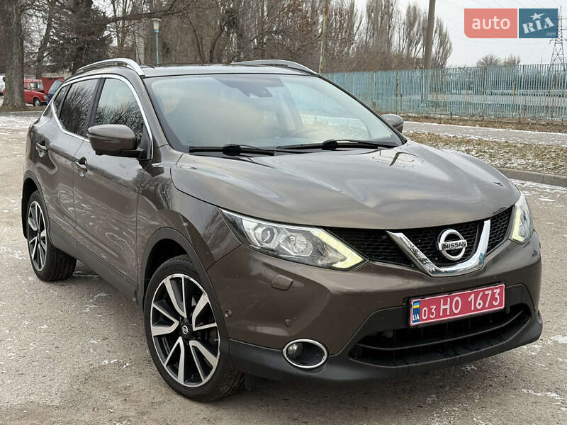 Nissan Qashqai 2015