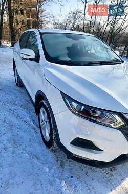 Внедорожник / Кроссовер Nissan Qashqai 2020 в Черновцах