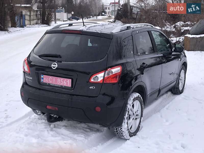 Позашляховик / Кросовер Nissan Qashqai 2010 в Черкасах