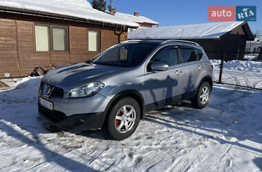 Позашляховик / Кросовер Nissan Qashqai 2010 в Городку