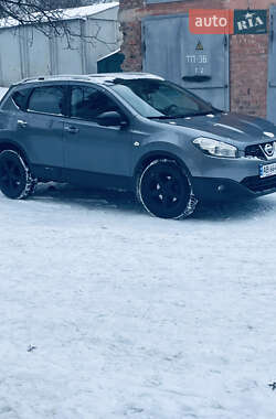 Внедорожник / Кроссовер Nissan Qashqai 2012 в Хмельницком