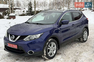 Внедорожник / Кроссовер Nissan Qashqai 2015 в Ровно