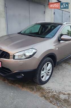 Позашляховик / Кросовер Nissan Qashqai 2010 в Дрогобичі