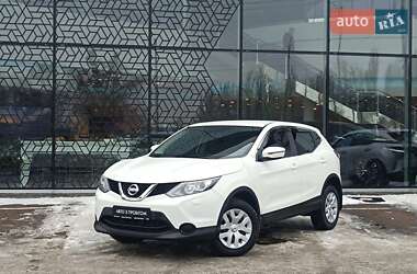 Внедорожник / Кроссовер Nissan Qashqai 2015 в Киеве