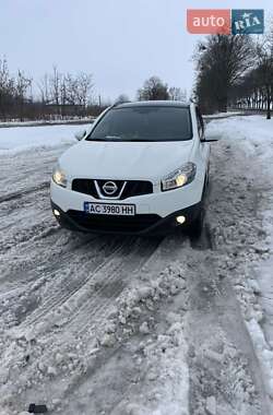 Позашляховик / Кросовер Nissan Qashqai 2012 в Володимирі