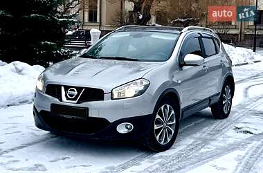 Внедорожник / Кроссовер Nissan Qashqai 2010 в Киеве