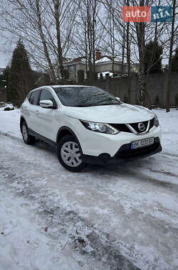 Внедорожник / Кроссовер Nissan Qashqai 2017 в Ровно