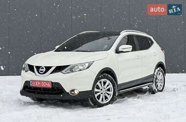 Внедорожник / Кроссовер Nissan Qashqai 2015 в Киеве