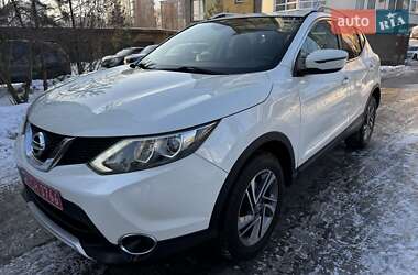 Внедорожник / Кроссовер Nissan Qashqai 2014 в Ивано-Франковске