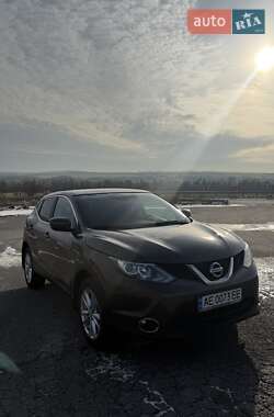 Внедорожник / Кроссовер Nissan Qashqai 2017 в Днепре
