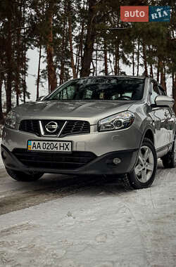 Позашляховик / Кросовер Nissan Qashqai 2013 в Києві