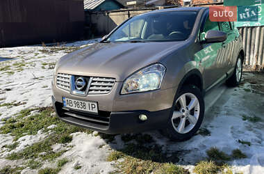 Внедорожник / Кроссовер Nissan Qashqai 2009 в Могилев-Подольске