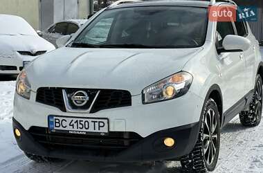 Позашляховик / Кросовер Nissan Qashqai 2010 в Стрию