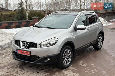 Внедорожник / Кроссовер Nissan Qashqai 2010 в Ровно