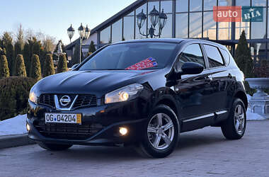 Внедорожник / Кроссовер Nissan Qashqai 2012 в Стрые