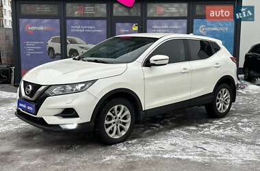 Внедорожник / Кроссовер Nissan Qashqai 2017 в Виннице