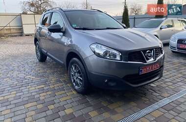 Позашляховик / Кросовер Nissan Qashqai 2013 в Нововолинську