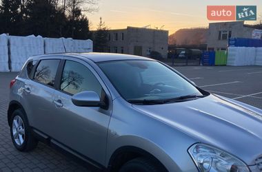 Позашляховик / Кросовер Nissan Qashqai 2009 в Хусті