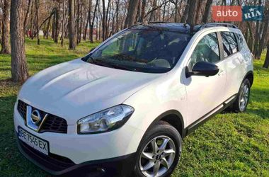 Позашляховик / Кросовер Nissan Qashqai 2013 в Миколаєві