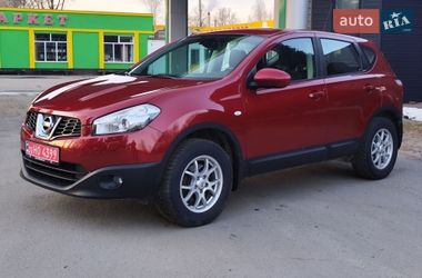 Внедорожник / Кроссовер Nissan Qashqai 2010 в Звягеле