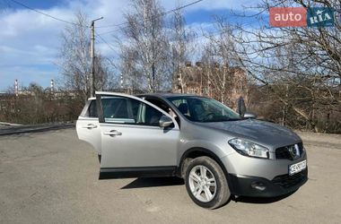 Внедорожник / Кроссовер Nissan Qashqai 2013 в Черновцах
