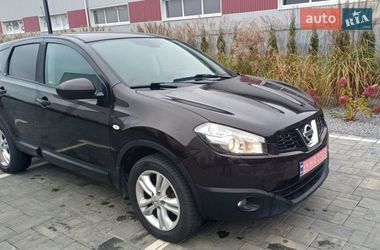 Позашляховик / Кросовер Nissan Qashqai 2011 в Луцьку