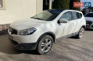Позашляховик / Кросовер Nissan Qashqai 2011 в Луцьку