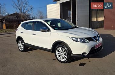 Внедорожник / Кроссовер Nissan Qashqai 2016 в Новоархангельске