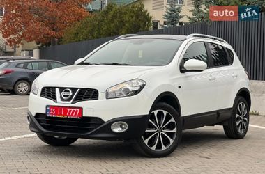 Позашляховик / Кросовер Nissan Qashqai 2011 в Луцьку