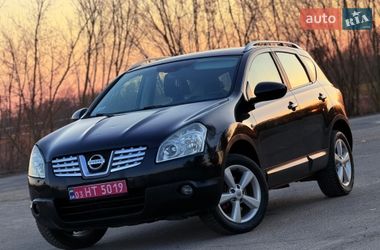 Внедорожник / Кроссовер Nissan Qashqai 2010 в Мене