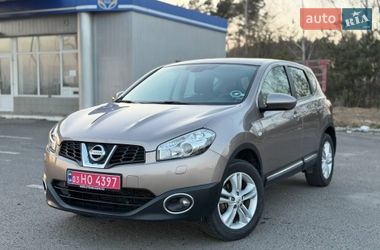 Внедорожник / Кроссовер Nissan Qashqai 2010 в Звягеле