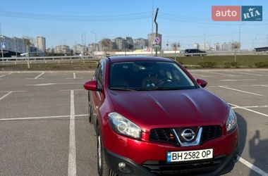 Внедорожник / Кроссовер Nissan Qashqai 2010 в Киеве