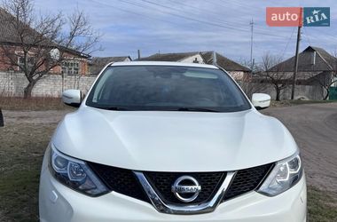 Внедорожник / Кроссовер Nissan Qashqai 2014 в Харькове