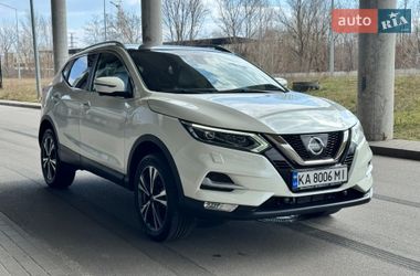 Внедорожник / Кроссовер Nissan Qashqai 2017 в Киеве