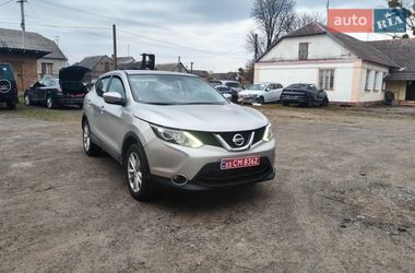 Внедорожник / Кроссовер Nissan Qashqai 2014 в Владимире