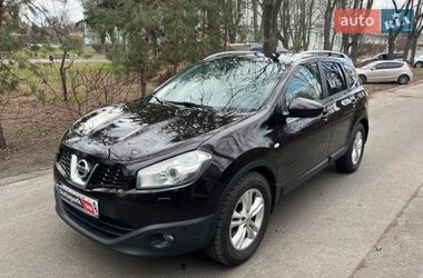 Позашляховик / Кросовер Nissan Qashqai 2012 в Києві
