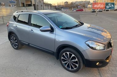Позашляховик / Кросовер Nissan Qashqai 2011 в Стрию