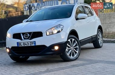 Позашляховик / Кросовер Nissan Qashqai 2011 в Івано-Франківську