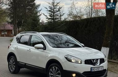 Позашляховик / Кросовер Nissan Qashqai 2013 в Сваляві