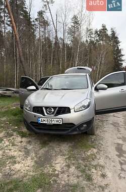 Внедорожник / Кроссовер Nissan Qashqai 2013 в Житомире