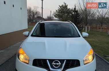Позашляховик / Кросовер Nissan Qashqai 2010 в Стрию