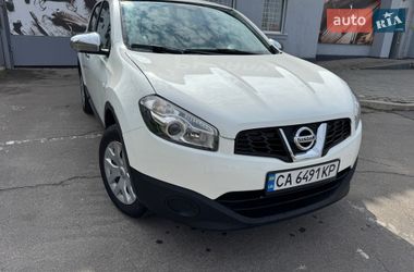 Позашляховик / Кросовер Nissan Qashqai 2012 в Умані